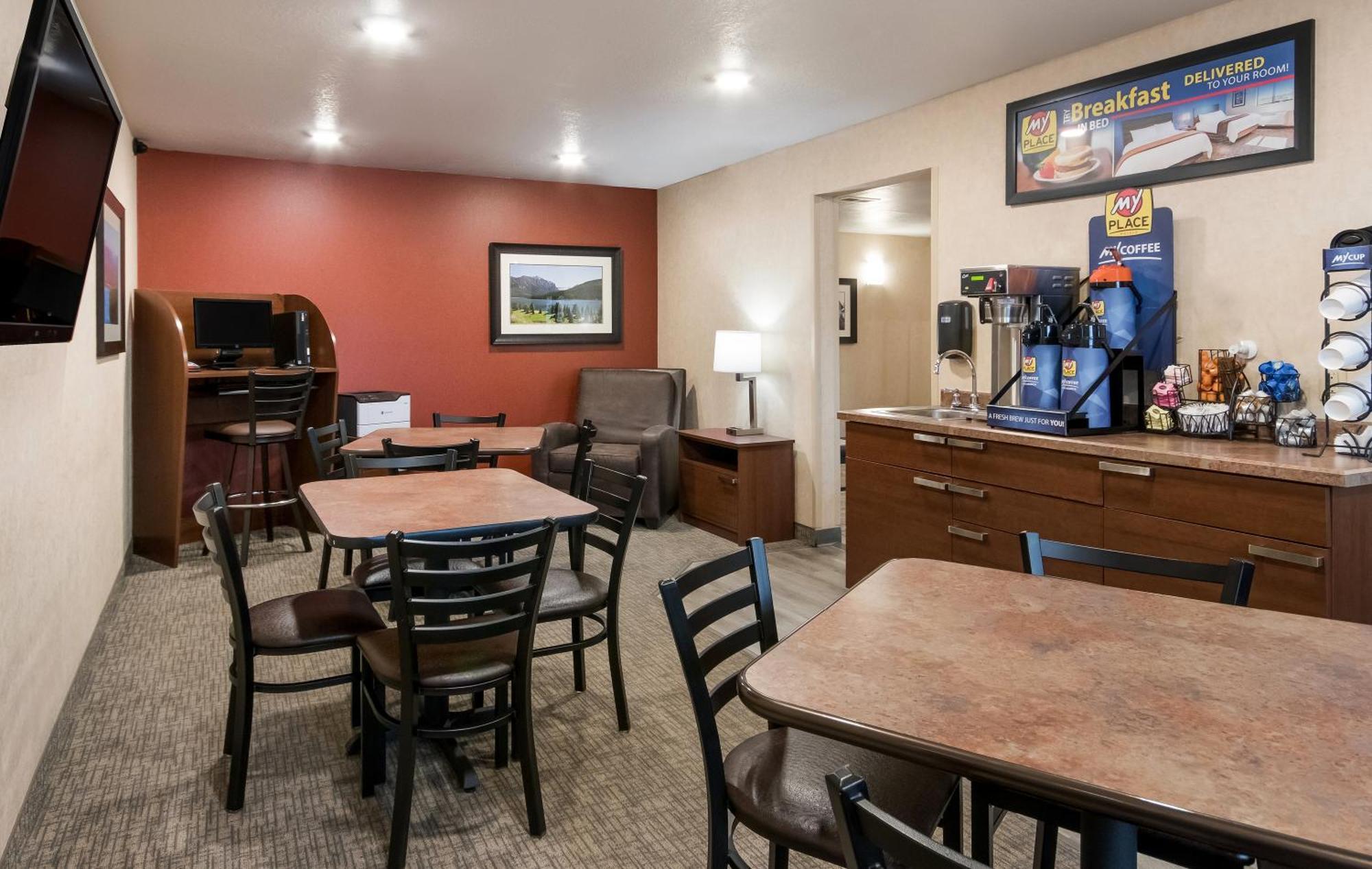 Hotel My Place Hotel-bismarck, Nd 2*